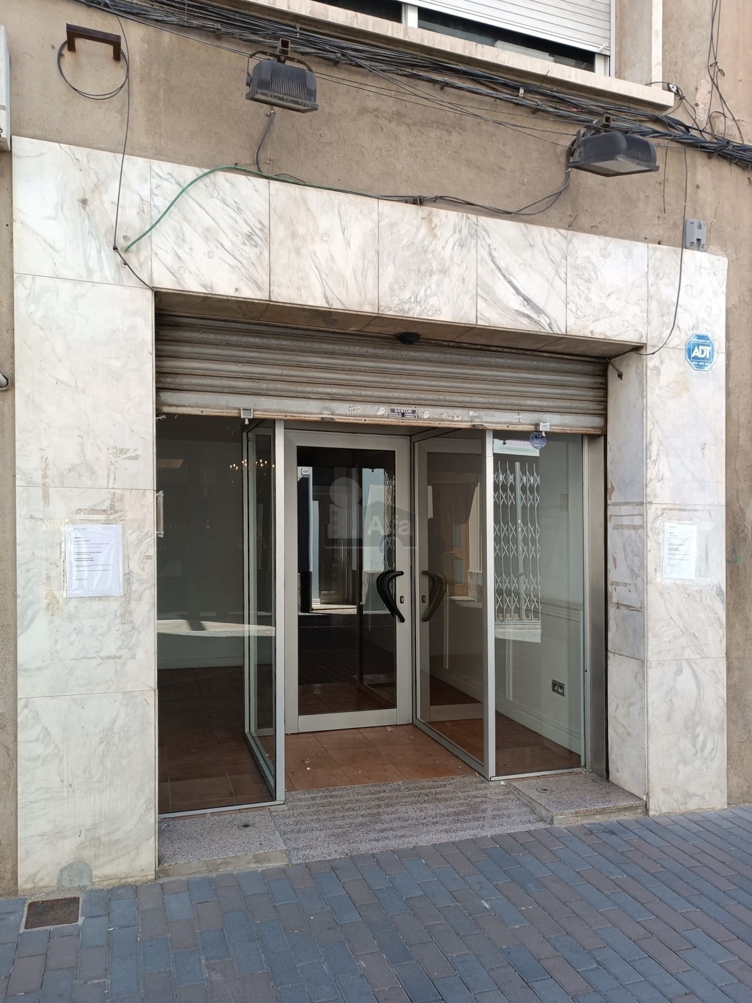 Retail in Sant Vicenç dels Horts, Barcelona for lease Building Photo- Image 1 of 5