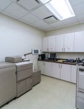 4511 Yoakum Blvd, Houston, TX for lease Interior Photo- Image 2 of 9