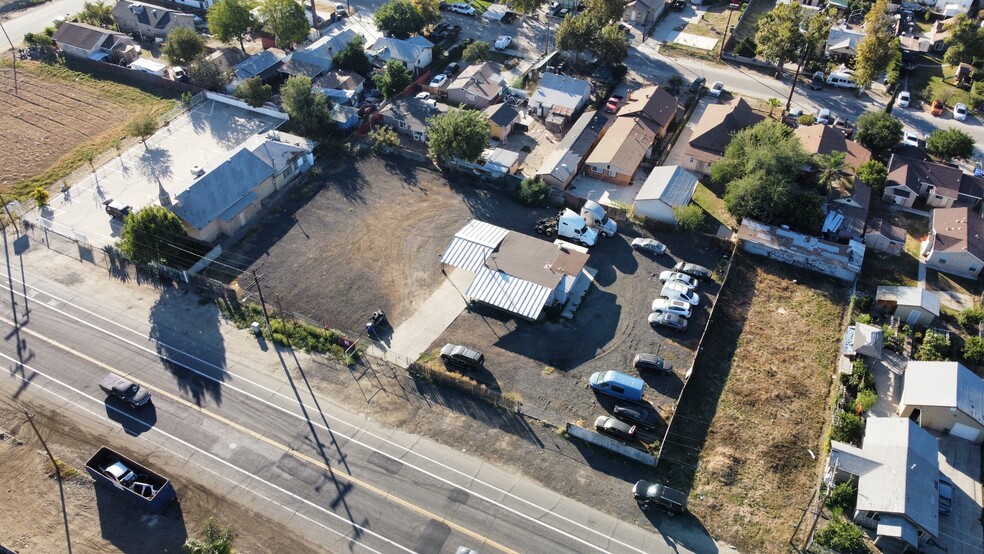 24229 5th St, San Bernardino, CA for lease - Building Photo - Image 3 of 25