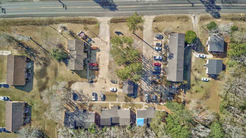 Multi-Family portfolio of 2 properties for sale on LoopNet.com - Aerial - Image 3 of 66