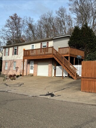 More details for 547 Ridge Ave NE, New Philadelphia, OH - Multifamily for Sale