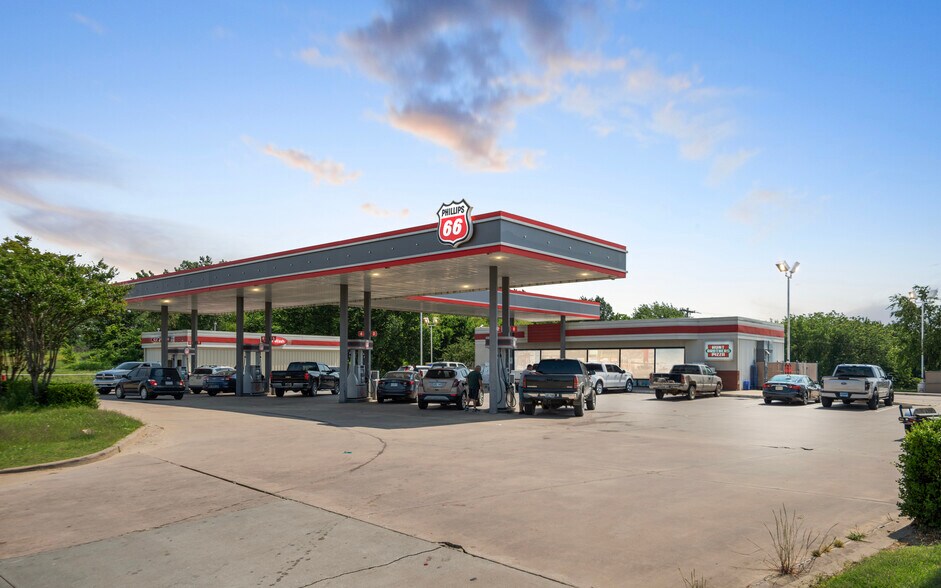 601 S Main St, Eufaula, OK for sale - Primary Photo - Image 1 of 1