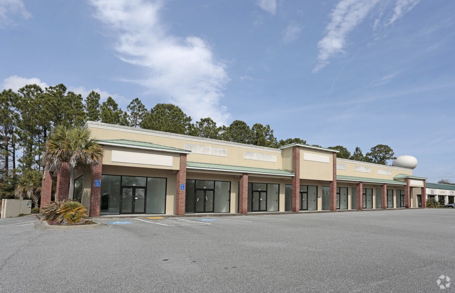 90-118 Commerce Dr, Brunswick, GA for sale - Primary Photo - Image 1 of 1