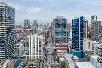 150-152 W Superior St, Chicago, IL - aerial  map view