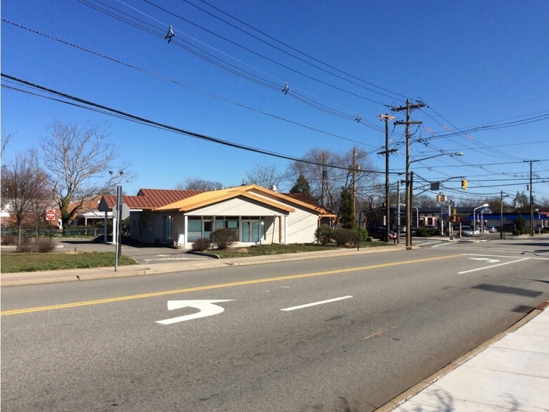 53 Franklin Tpke, Waldwick, NJ 07463 Retail for Sale