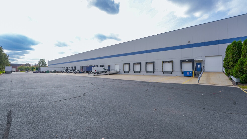 115 Melrich Rd, Cranbury, NJ for lease - Building Photo - Image 3 of 11