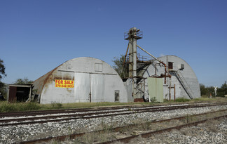 More details for 201 N Dallas St, Giddings, TX - Industrial for Sale