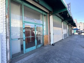 600-602 E 12th St, Los Angeles, CA for lease Interior Photo- Image 2 of 23