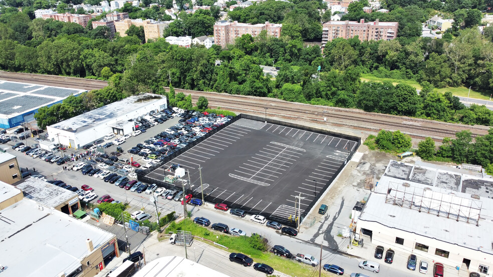 4825 Baldwin St, Bronx, NY for lease - Building Photo - Image 1 of 5