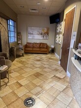 8976 Conroy Windermere Rd, Orlando, FL for lease Interior Photo- Image 1 of 6