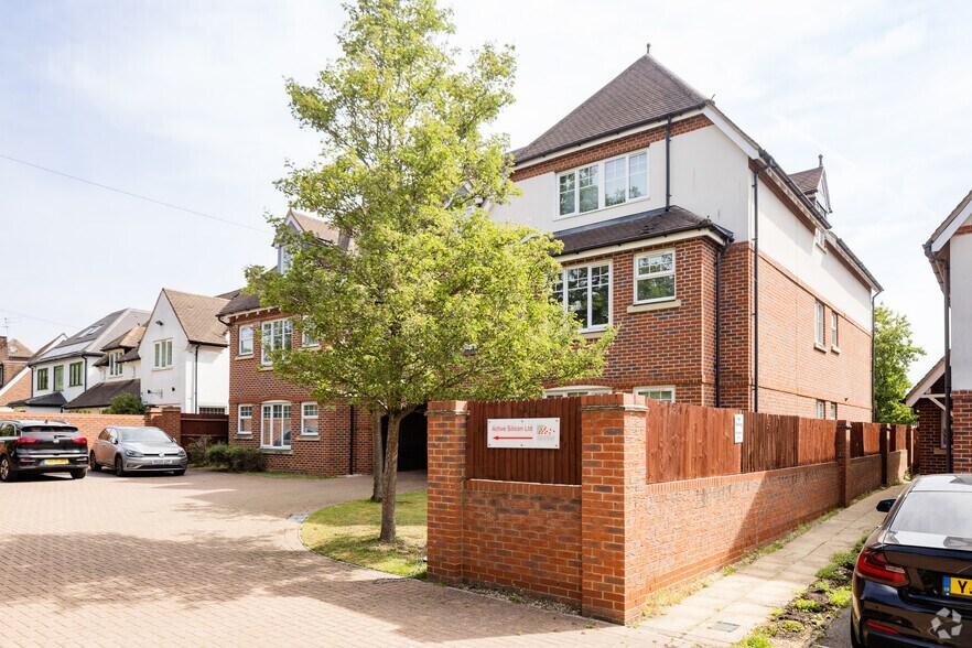 Bond Close, Iver for lease - Building Photo - Image 2 of 3