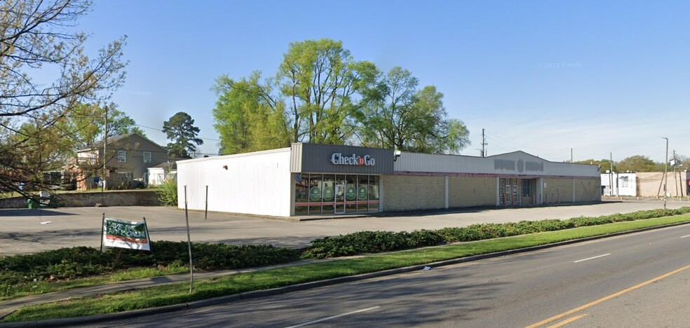 1301 3rd Ave W, Birmingham, AL for lease - Building Photo - Image 1 of 2