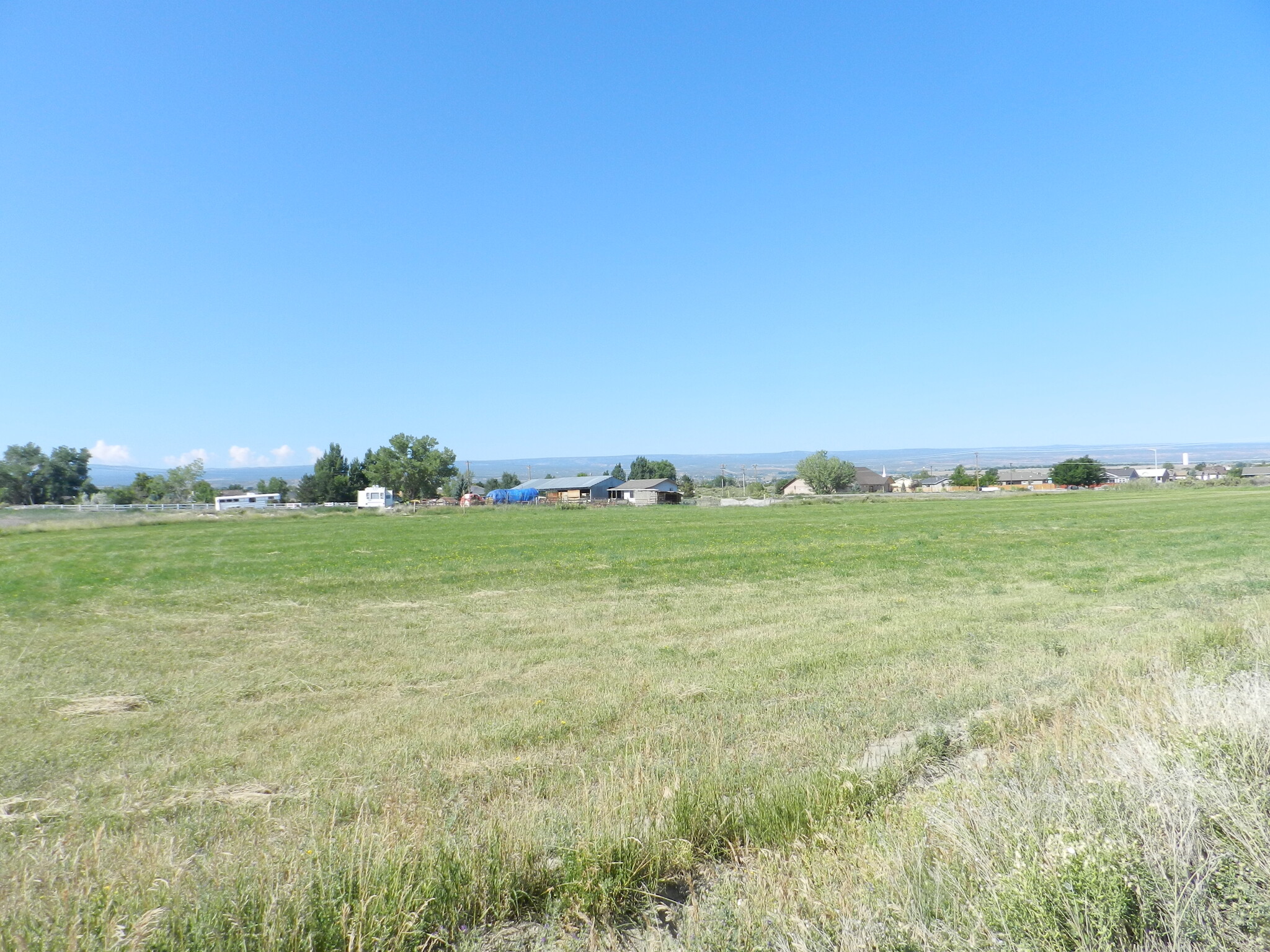 67021 E Oak Grove Rd, Montrose, CO for sale Primary Photo- Image 1 of 23