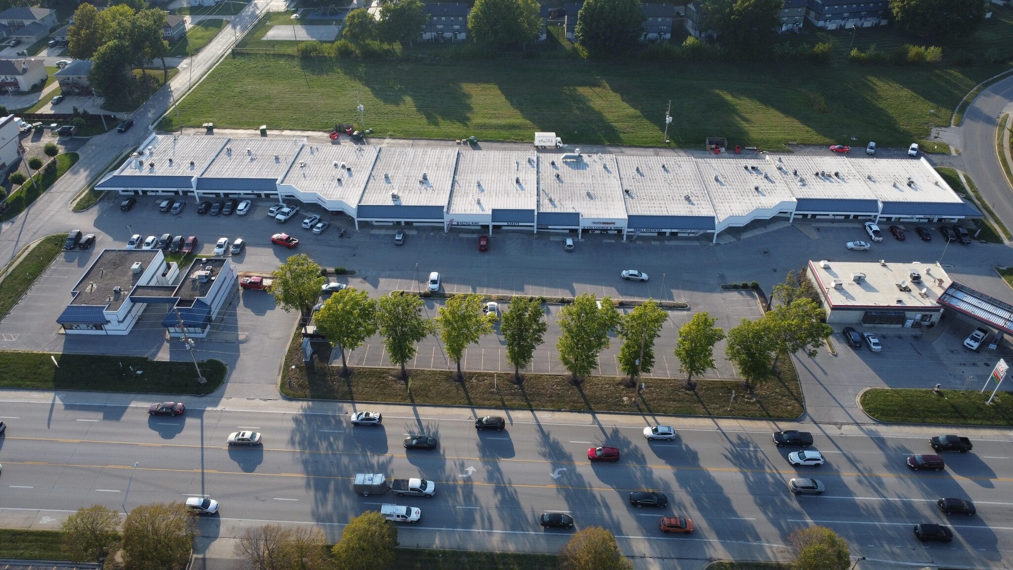 1501-1715 SW 7 Hwy, Blue Springs, MO for lease Building Photo- Image 1 of 17