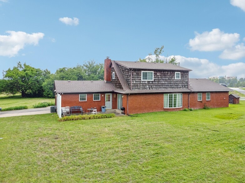 9908 N 129th East Ave, Owasso, OK for sale - Building Photo - Image 3 of 6