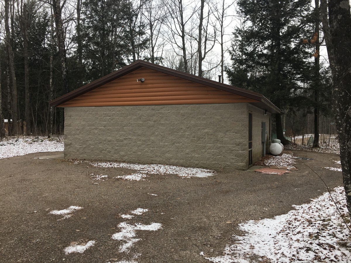 W6902 County Road A, Deerbrook, WI 54424