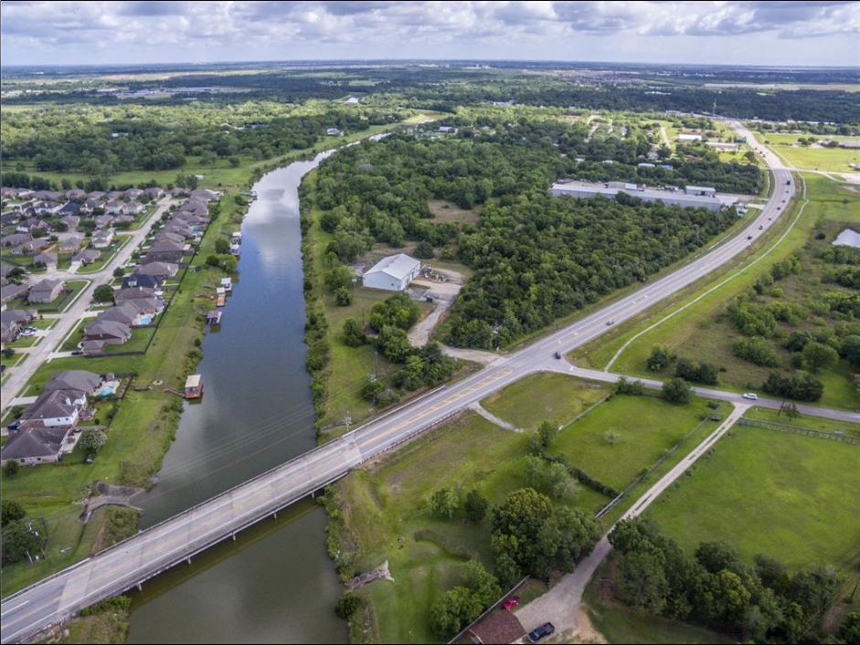 Custer Rd, Hitchcock, TX 77563