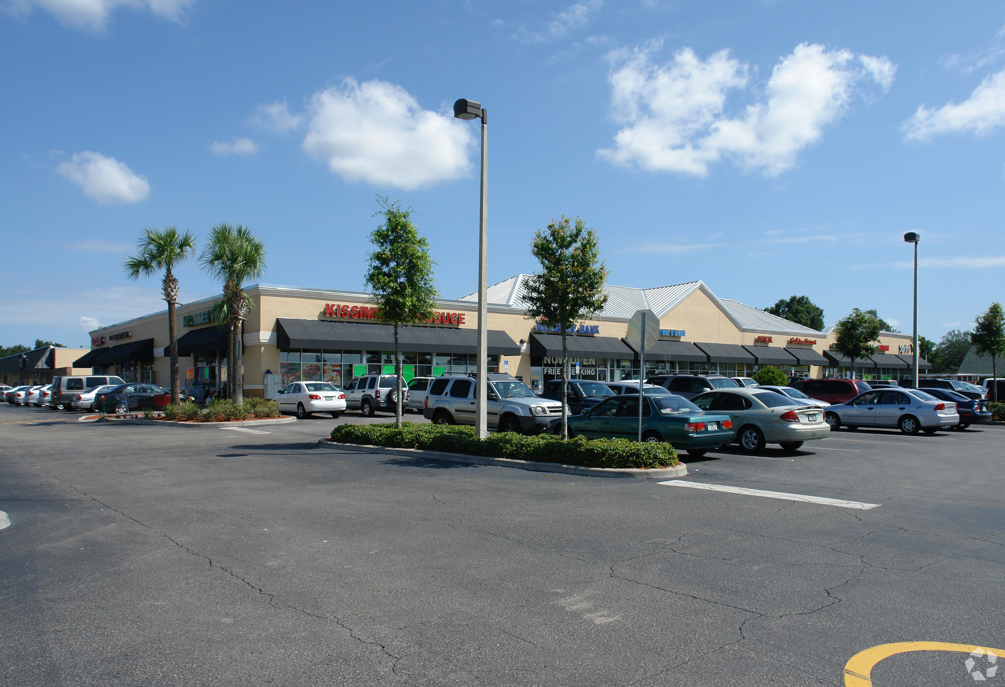 1001-1015 W Vine St, Kissimmee, FL for lease Building Photo- Image 1 of 7