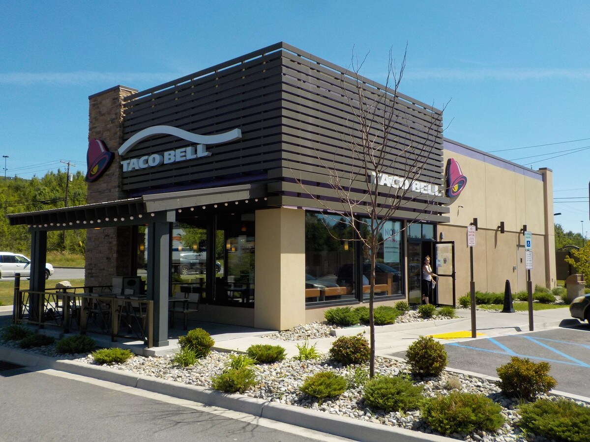 823 Commerce Blvd, Dickson City, PA 18519