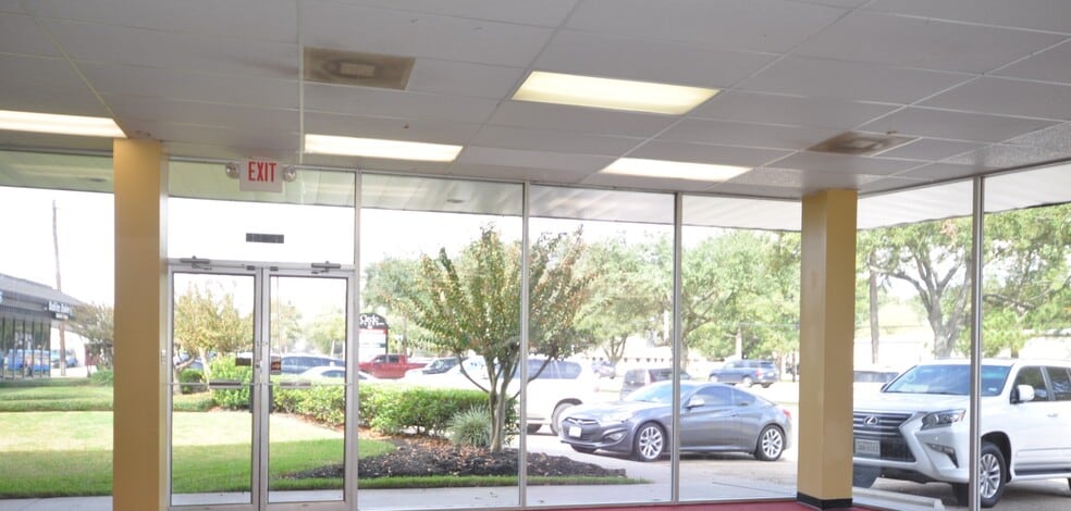 2206 E Broadway St, Pearland, TX for sale - Building Photo - Image 1 of 1