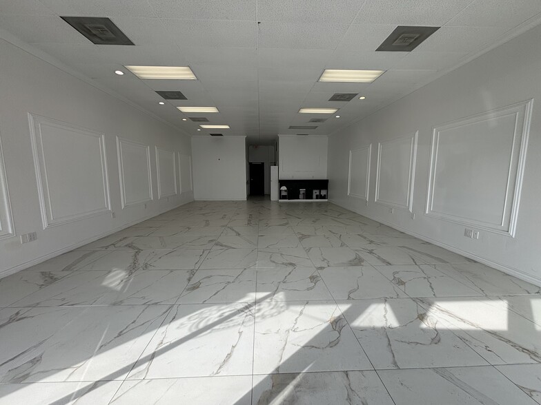 Washington Blvd, Pico Rivera, CA for lease - Interior Photo - Image 3 of 5