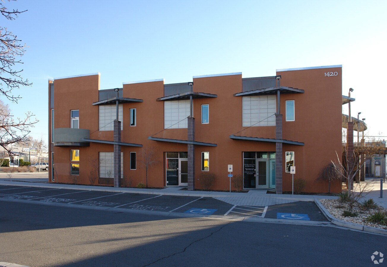 1420 Ave, Reno, NV 89502