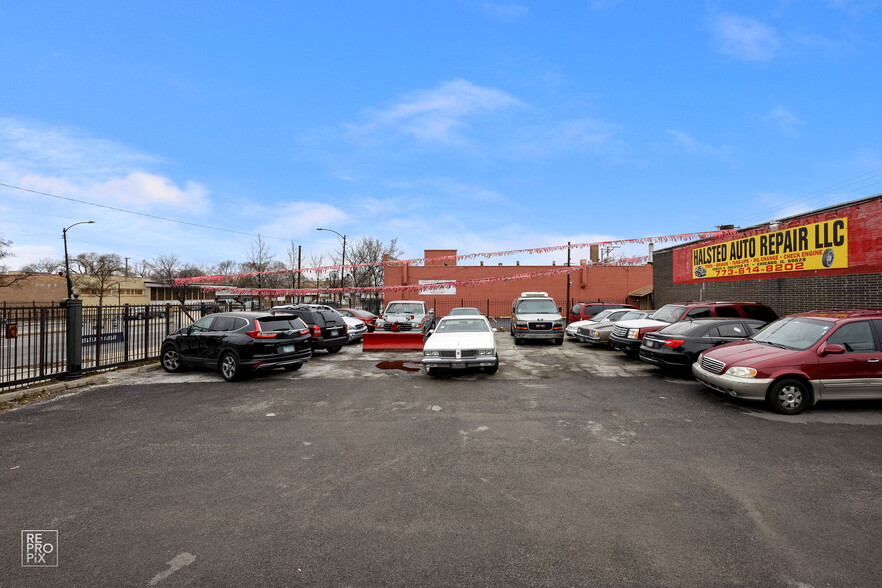 10855 S Halsted St, Chicago, IL for sale - Building Photo - Image 2 of 10