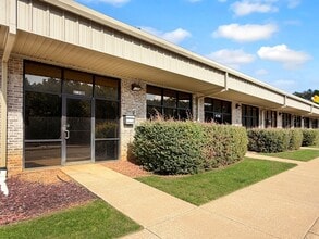 4720 University Blvd E, Tuscaloosa, AL for lease Interior Photo- Image 1 of 11