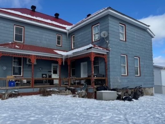 Multifamily in Lanark, ON for sale - Primary Photo - Image 1 of 3