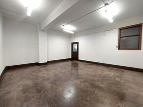 275 4th St E, Saint Paul, MN for lease Interior Photo- Image 2 of 5