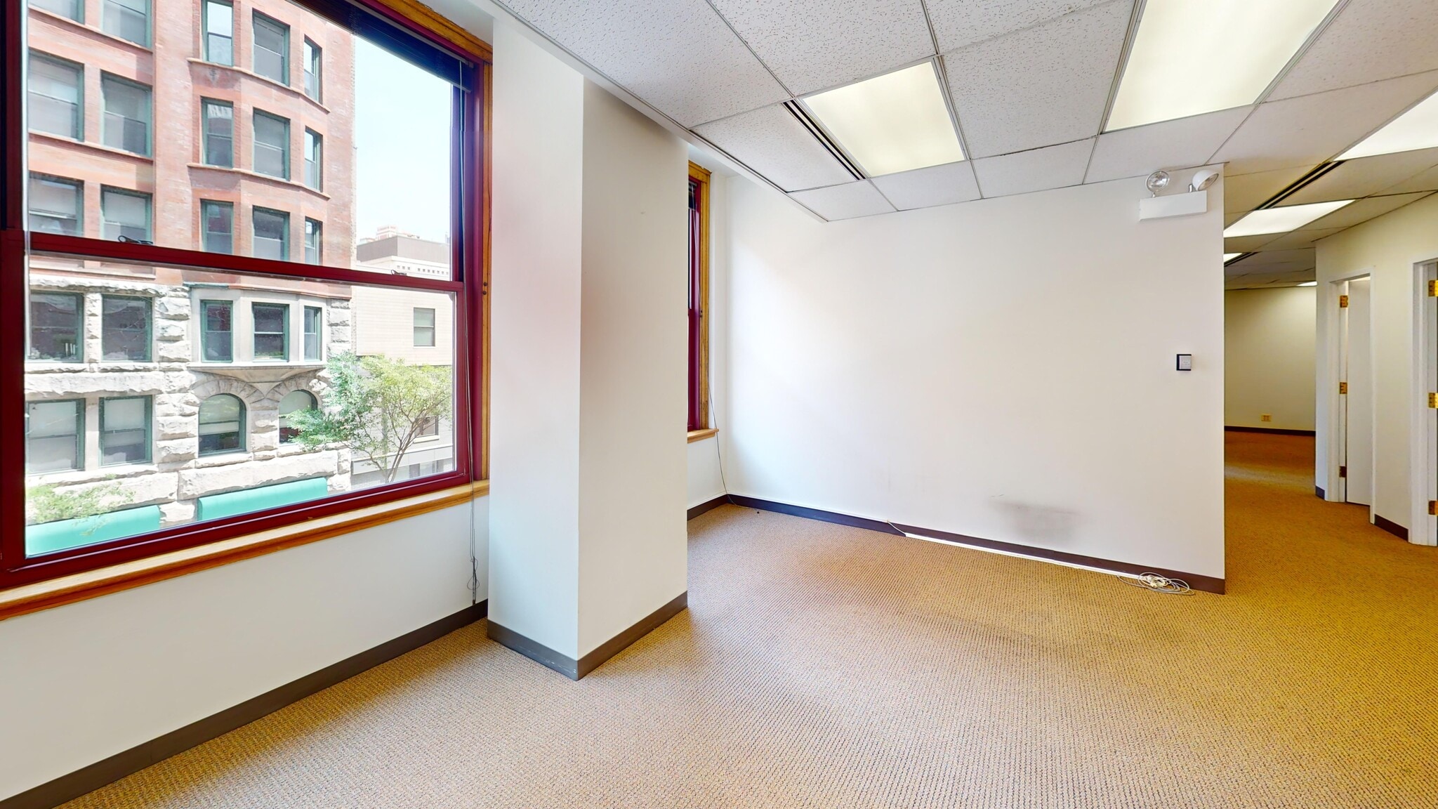 542-550 S Dearborn St, Chicago, IL for lease Interior Photo- Image 1 of 2