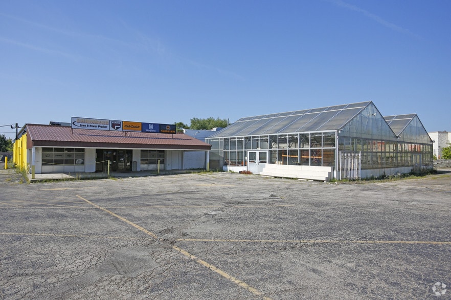 25W017 W Lake St, Roselle, IL for sale - Building Photo - Image 2 of 3