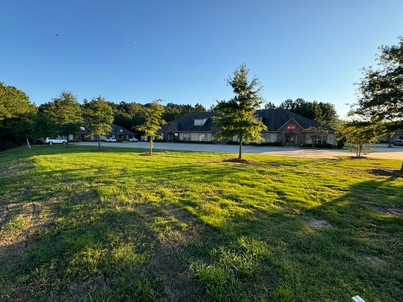 215 Narrows Pky, Birmingham, AL for sale - Building Photo - Image 3 of 7