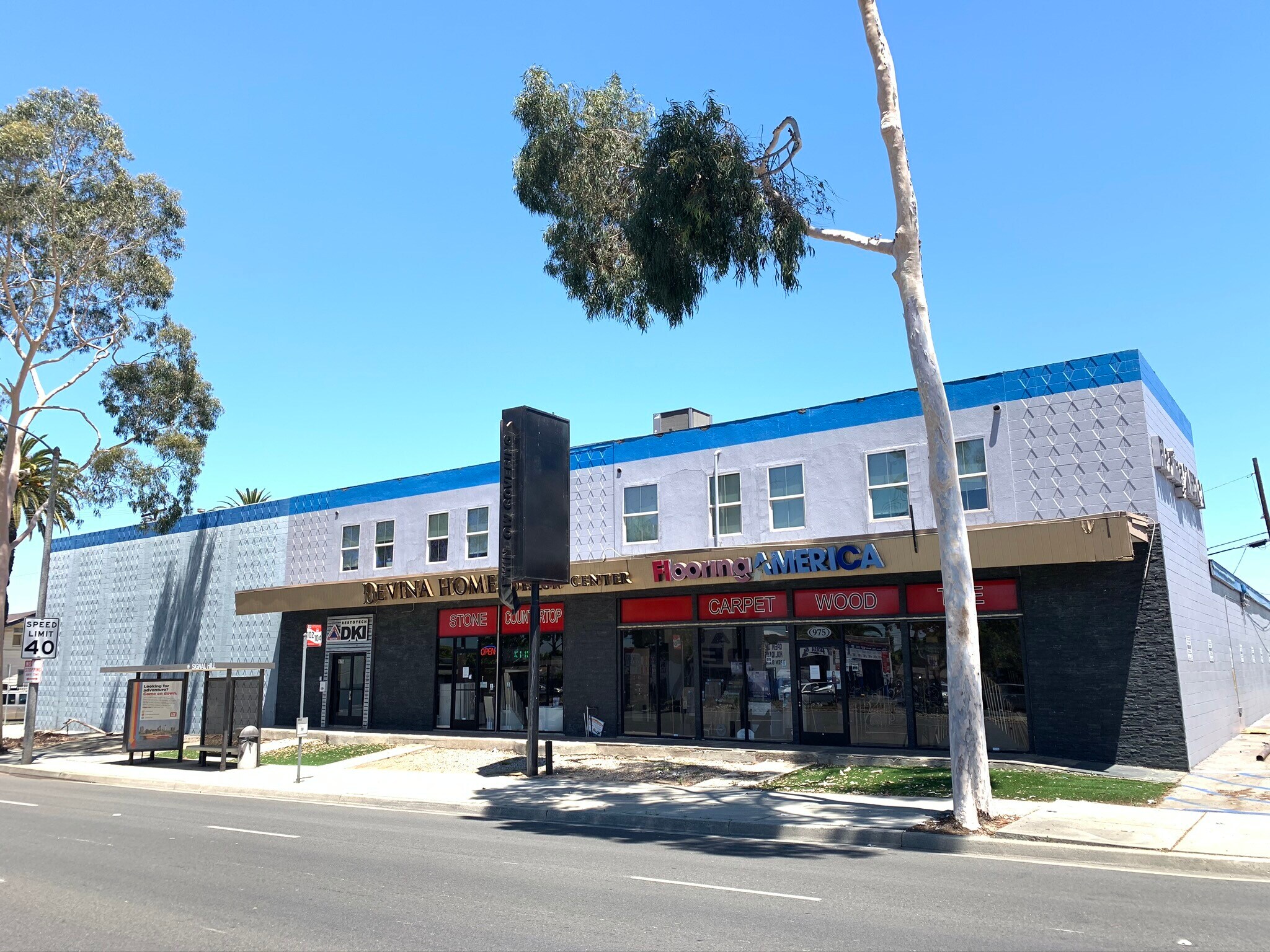 965975 E Willow St, Signal Hill, CA 90755