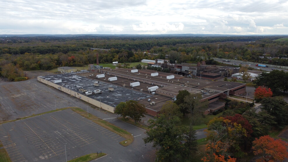 92 Deerfield Rd, Windsor, CT for lease - Aerial - Image 3 of 11