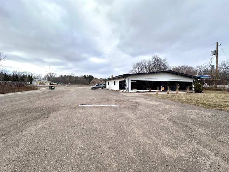 1910 S Lake St, Forest Lake, MN for sale - Building Photo - Image 2 of 15