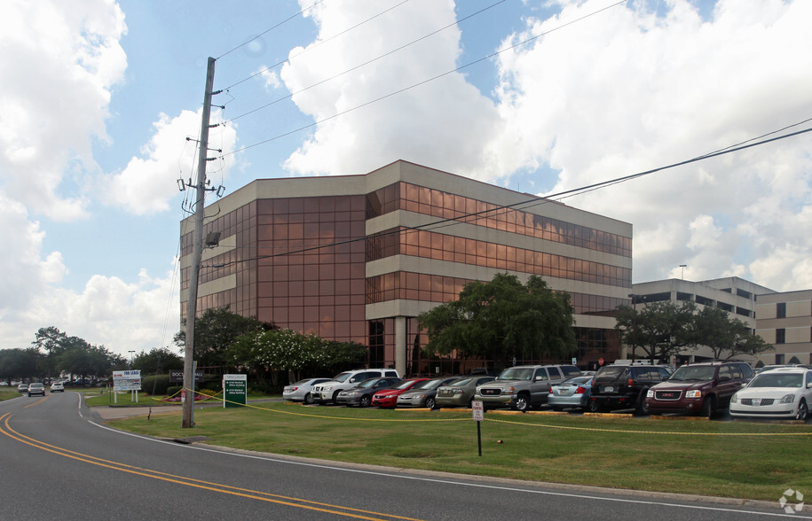 4720 S I-10 Service Rd W, Metairie, LA for lease - Primary Photo - Image 1 of 3