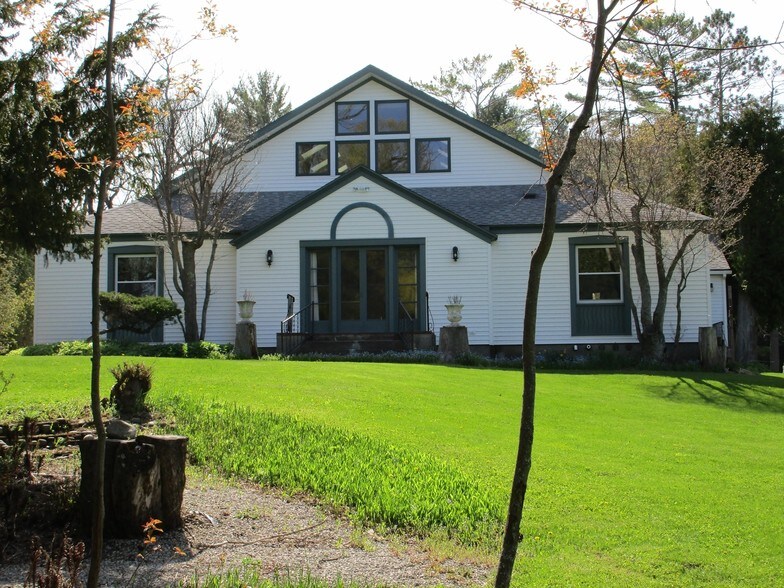 311 S McLean Rd, Harrisville, MI 48740