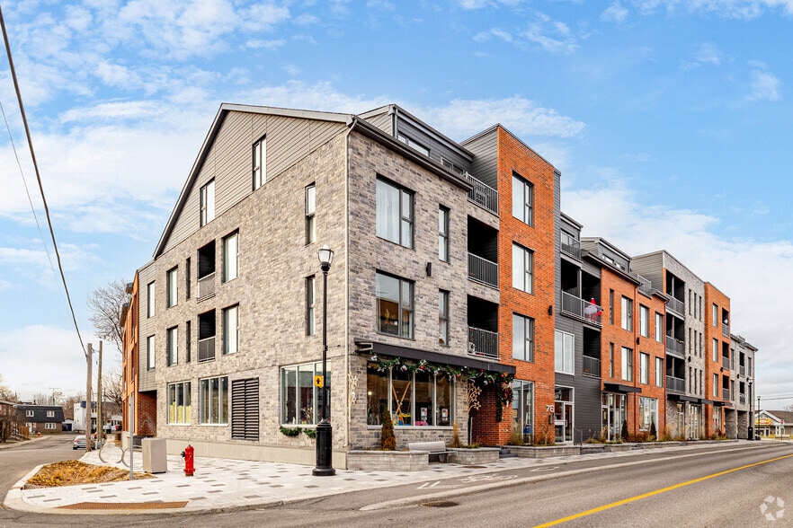76 Rue Turgeon, Ste-Thérèse, QC for sale - Building Photo - Image 1 of 1