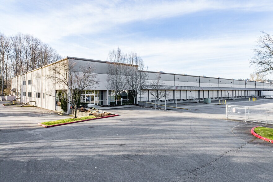 801 SW 16th St, Renton, WA for lease - Building Photo - Image 1 of 1