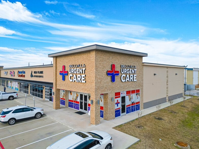 3211 W Grand Pky N, Katy, TX for lease - Primary Photo - Image 1 of 1