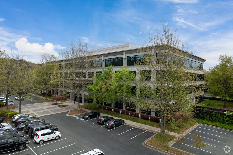 1725 Windward Concourse, Alpharetta, GA for lease - Primary Photo - Image 1 of 24