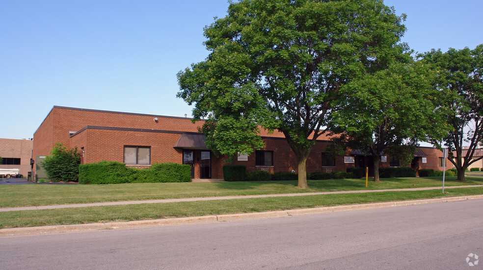 7780-7850 S Quincy St, Willowbrook, IL for sale - Primary Photo - Image 1 of 1