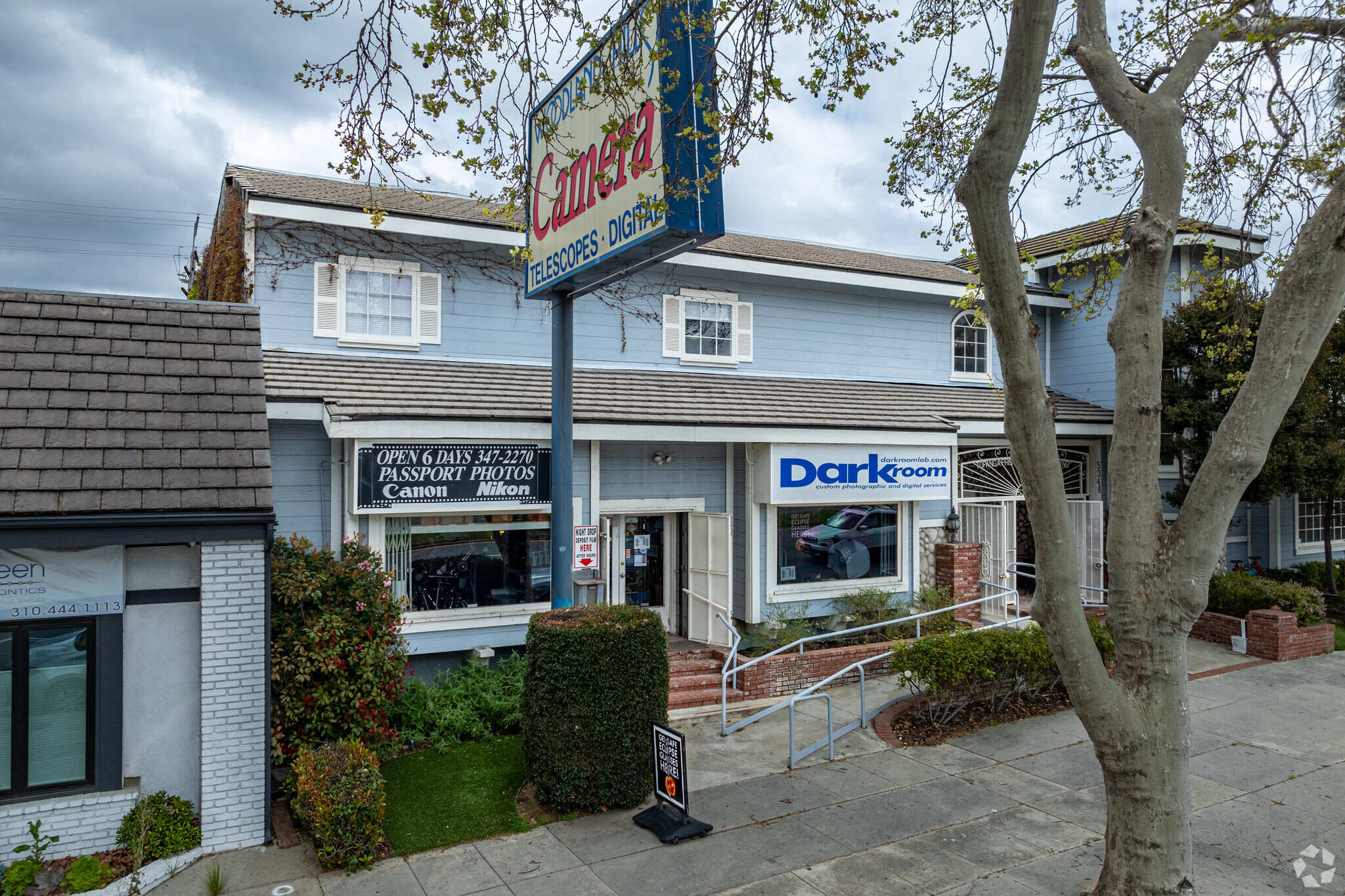 5348 Topanga Canyon Blvd, Woodland Hills, CA for sale Primary Photo- Image 1 of 1