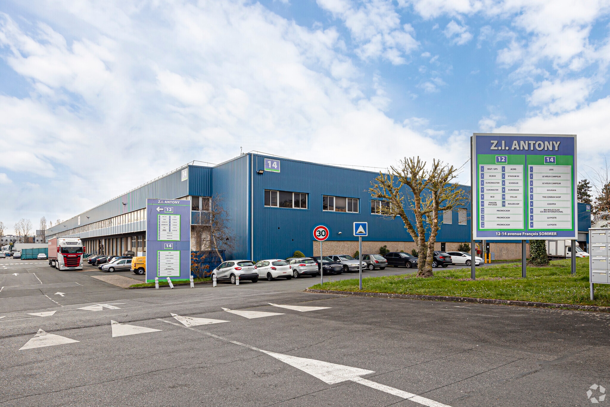 12-14 Avenue Francois Sommer, Antony for lease Primary Photo- Image 1 of 4