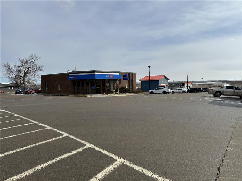 222 Main St, Trochu, AB for sale Primary Photo- Image 1 of 3