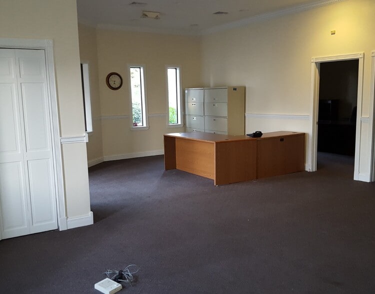 775 Washington Ave, Bridgeport, CT for lease - Interior Photo - Image 2 of 20