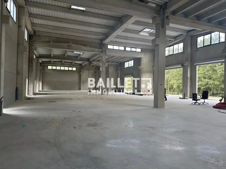 Industrial in Montauroux for lease - Interior Photo - Image 3 of 6