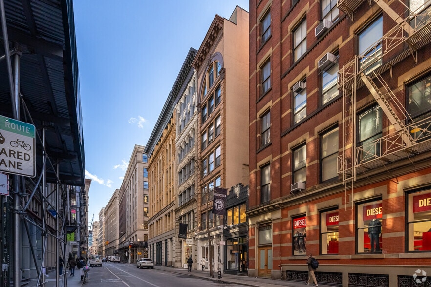 118 Spring St, New York, NY for lease - Building Photo - Image 1 of 14