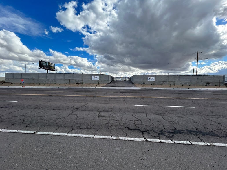 12417 W Glendale Ave, Glendale, AZ for lease - Building Photo - Image 2 of 6